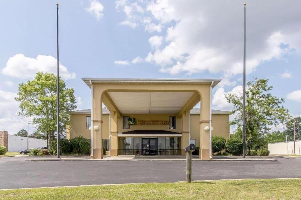 Quality Inn Andalusia Εξωτερικό φωτογραφία