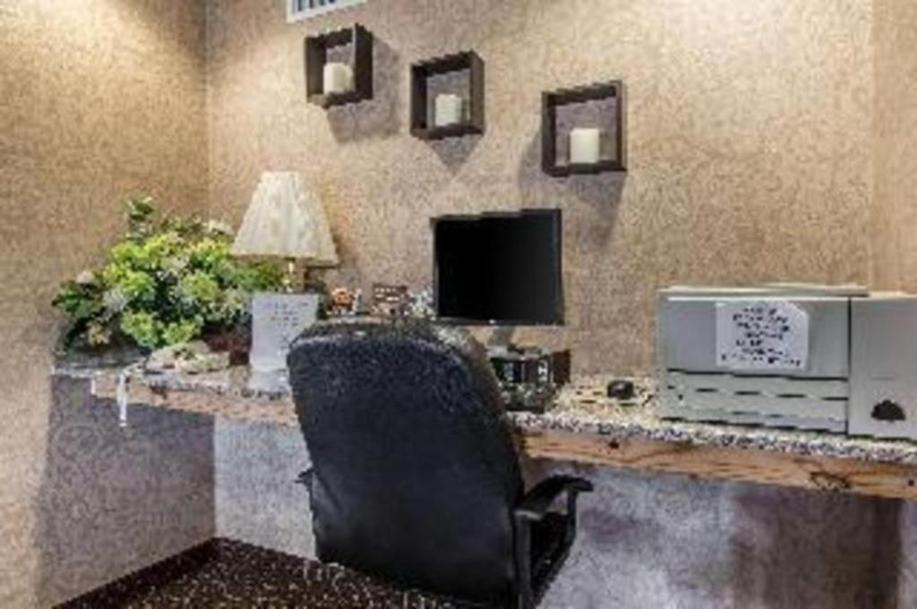 Quality Inn Andalusia Εξωτερικό φωτογραφία